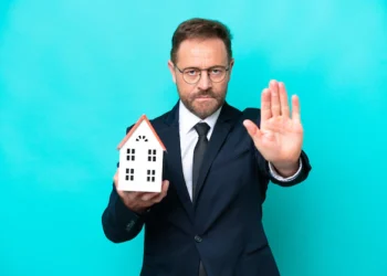 real estate-investment-midleman-theinvestmentdaily