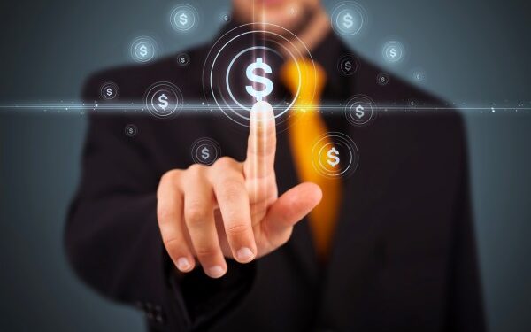 IThe-role-of-blockchain-technology-in-the-future-of-finance