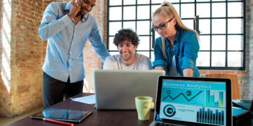 Riding-the-Digital-Wave-The-Benefits-of-Investing-in-Marketing Tech