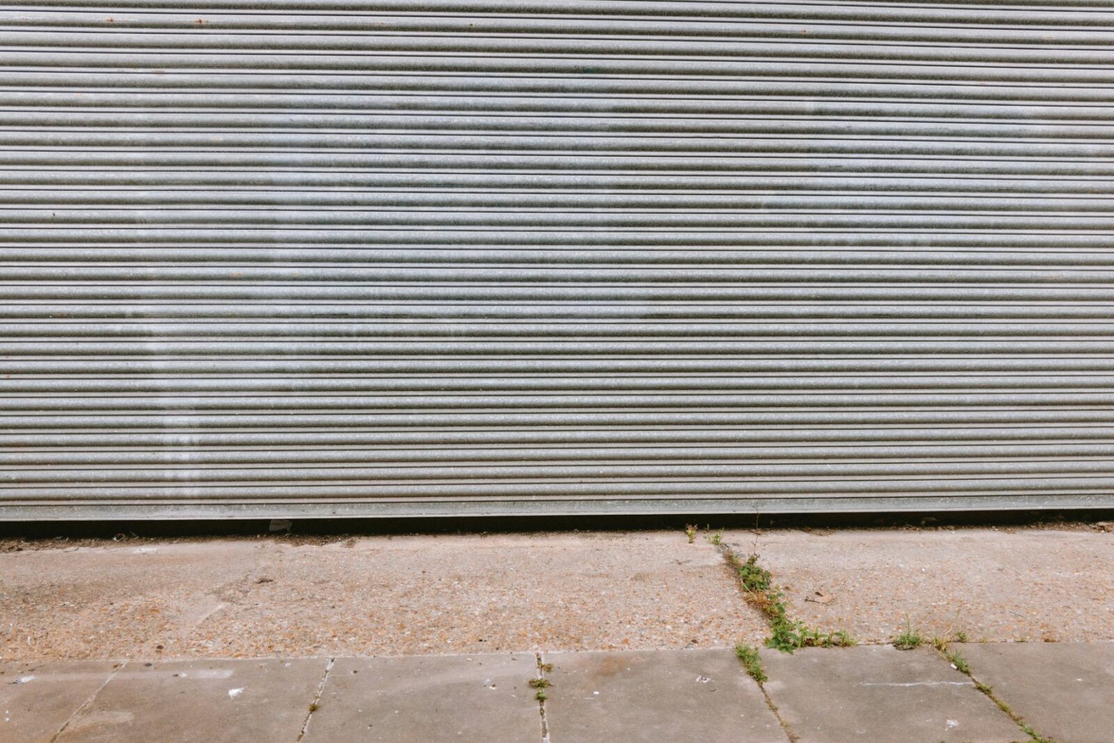 A closed shutter on a shopfront: the failure that SEIS loss relief softens